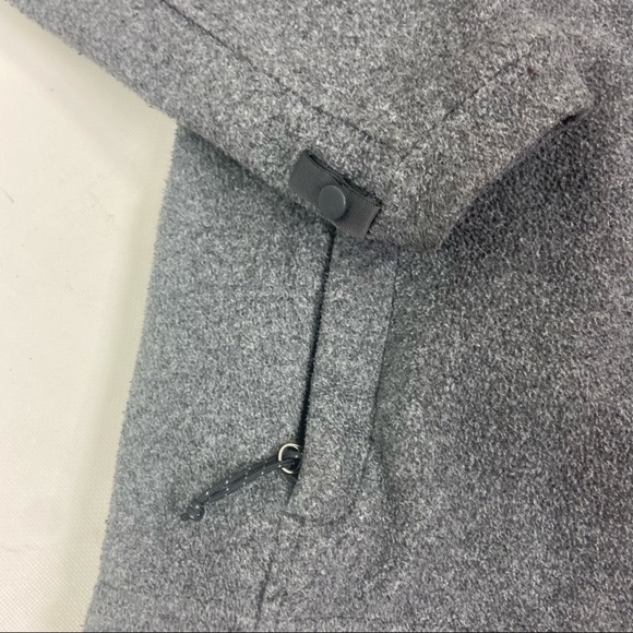 TNF the north face mens gray full zip jacket . Size Small - Picture 7 of 7